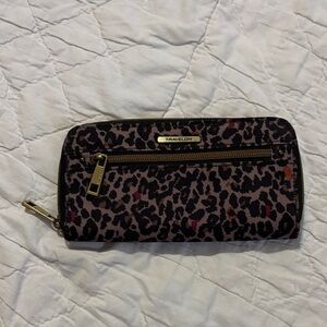 Travelon Black and Brown Leopard Print Wallet